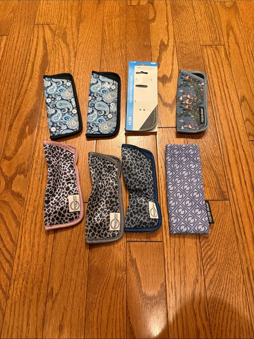8 soft eyeglass pouches